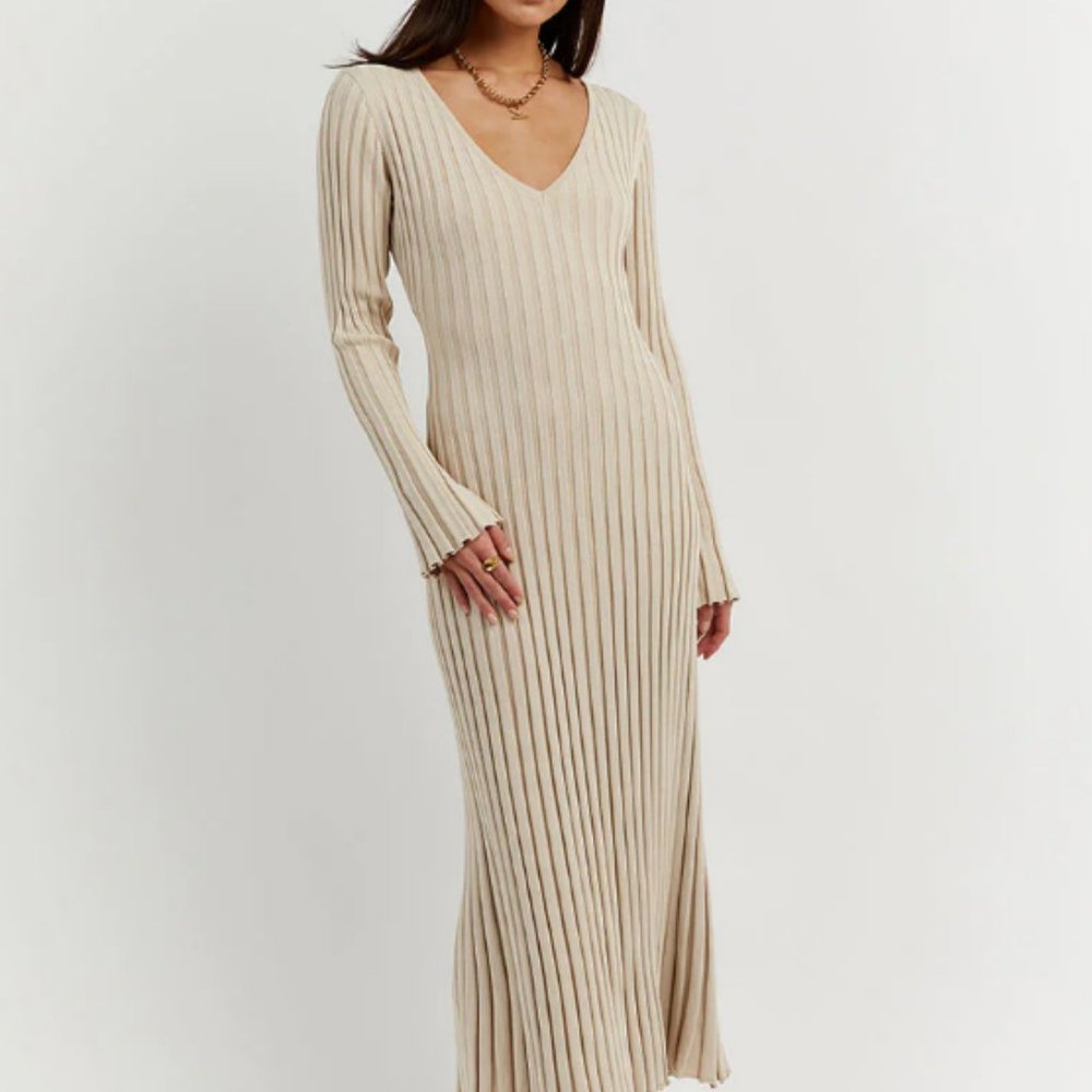 STONE SLEEVED KNIT MIDI DRESS